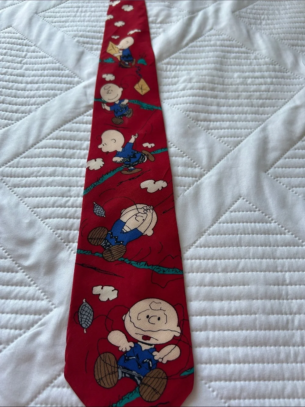 Peanuts men’s Character Tie with Playful Cartoon Design imported silk